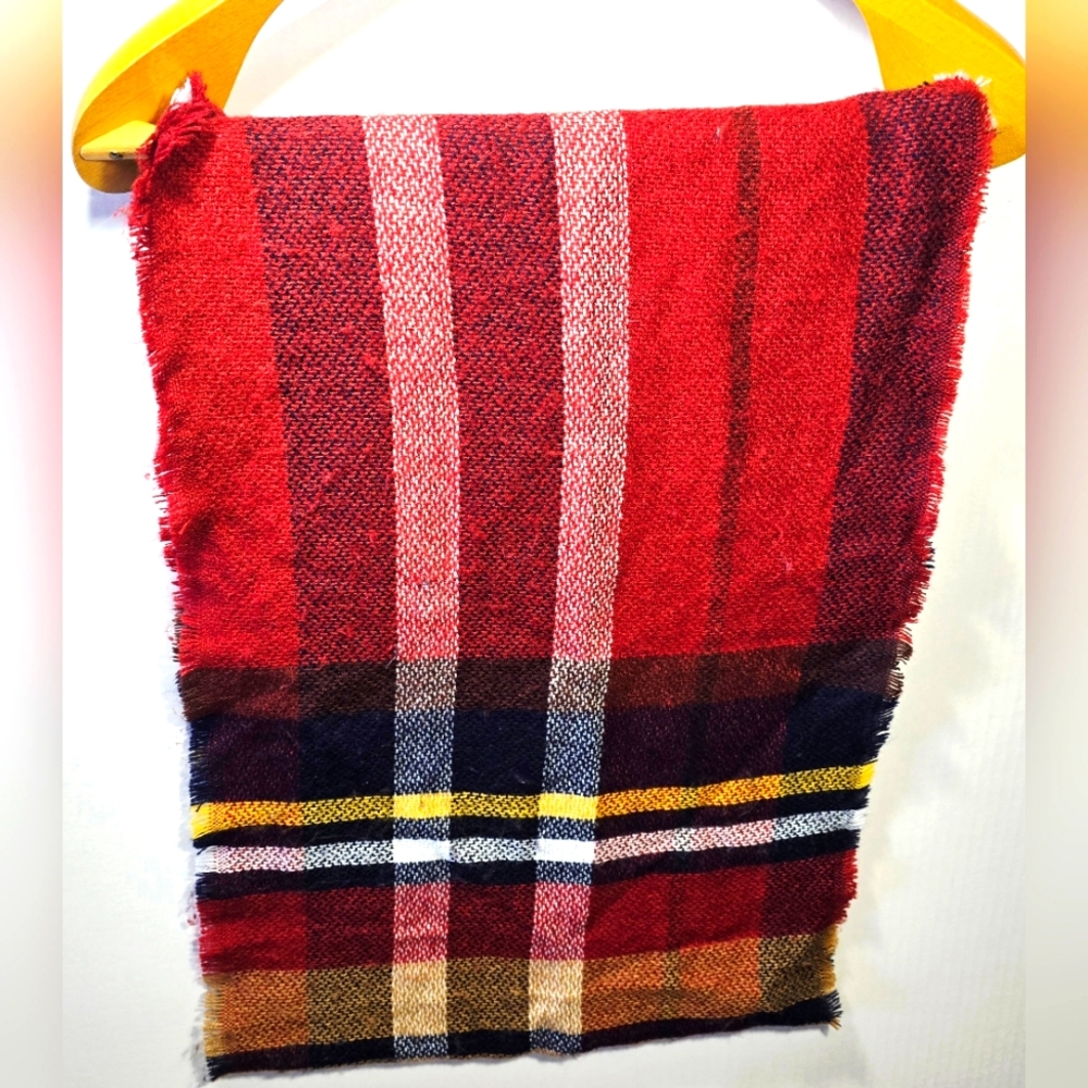 Ruggine Red and Black Plaid Scarf